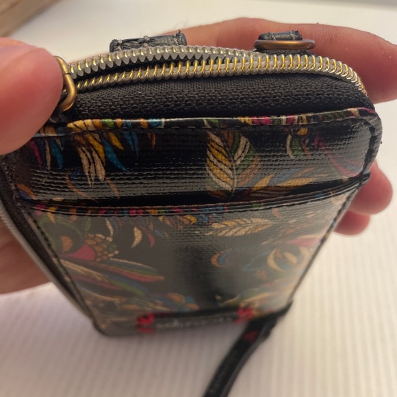 Sakroots Smartphone Wristlet Crossbody Wallet Rainbow Multicolor Artist Circle - Picture 7 of 10